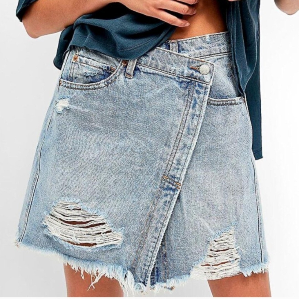 We The Free Light Blue Distressed Parker Cotton Mini Skirt
